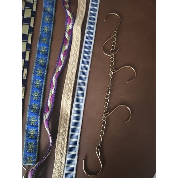 Lot of 9 Vintage Assorted Leather Beaded Canvas Fashion Western‎ Womans Belts